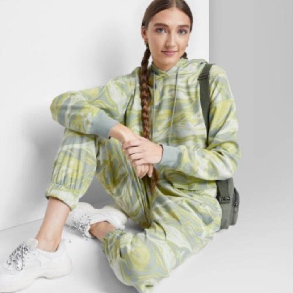 WILD FABLE • Green Swirl High Rise Vintage Jogger Sweatpants